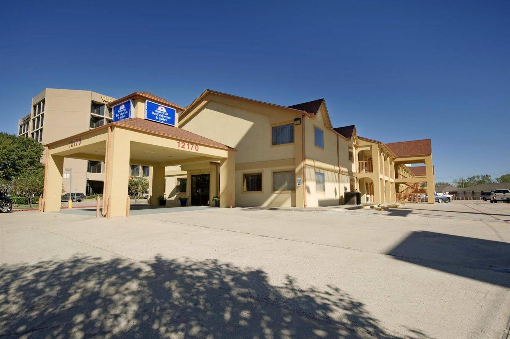 Americas Best Value Inn And Suites Houston/Northwest Brookhollow Exterior photo